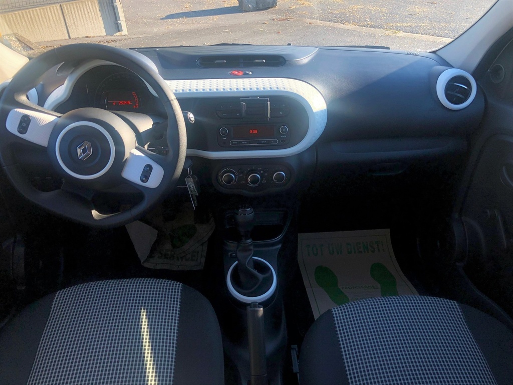 RENAULT TWINGO